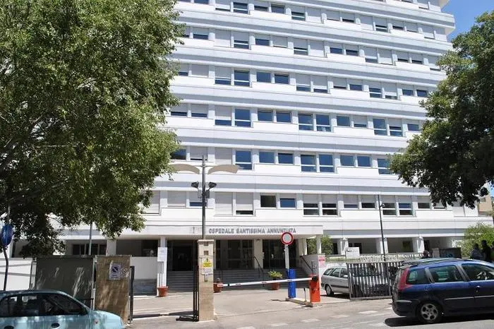 L'ospedale Santissima Annunziata di Sassari (foto Ansa)