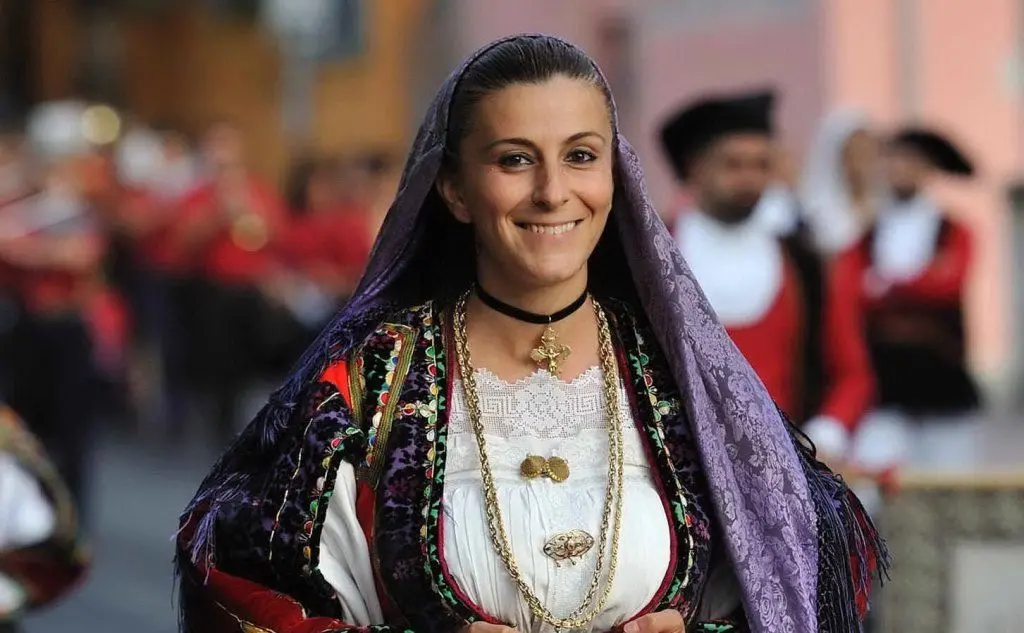 Giuliana Pittalis Chessa nell'abito tradizionale di Orune (Foto da Facebook)