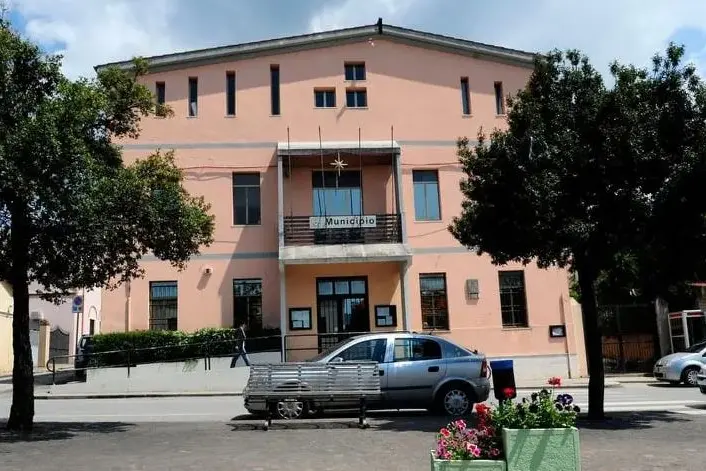 Il municipio di Narcao (Archivio)
