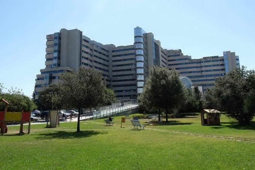 L'ospedale Brotzu, dove il giovane era ricoverato in coma (Archivio L'Unione Sarda)