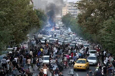 Le proteste in Iran (foto Ansa)
