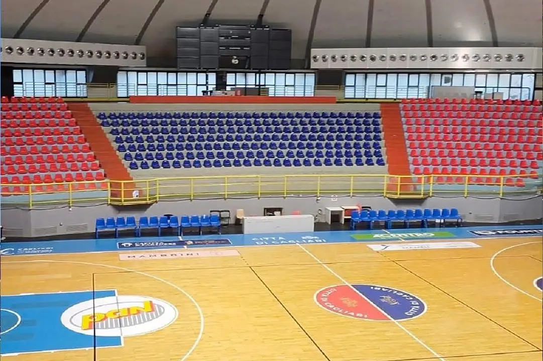 Il palazzetto dello sport a Cagliari (Foto Comune)