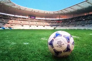 Il calcio è un'industria da due miliardi l'anno