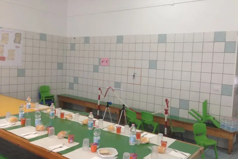 Mensa scolastica in una scuola a Porto Torres (foto Pala)