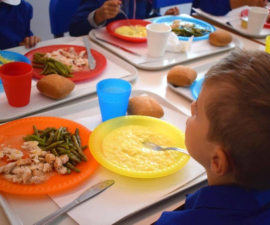Oristano, appalto per le mense scolastiche: c’è un ricorso al Tar