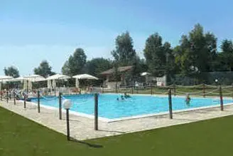 Una piscina