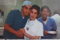 Giovanna Aresu in ospedale con due colleghi