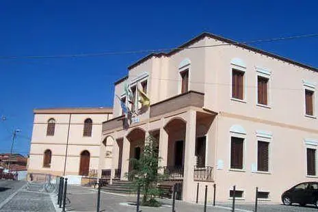 Il municipio di Marrubiu (foto Antonio Pintori)