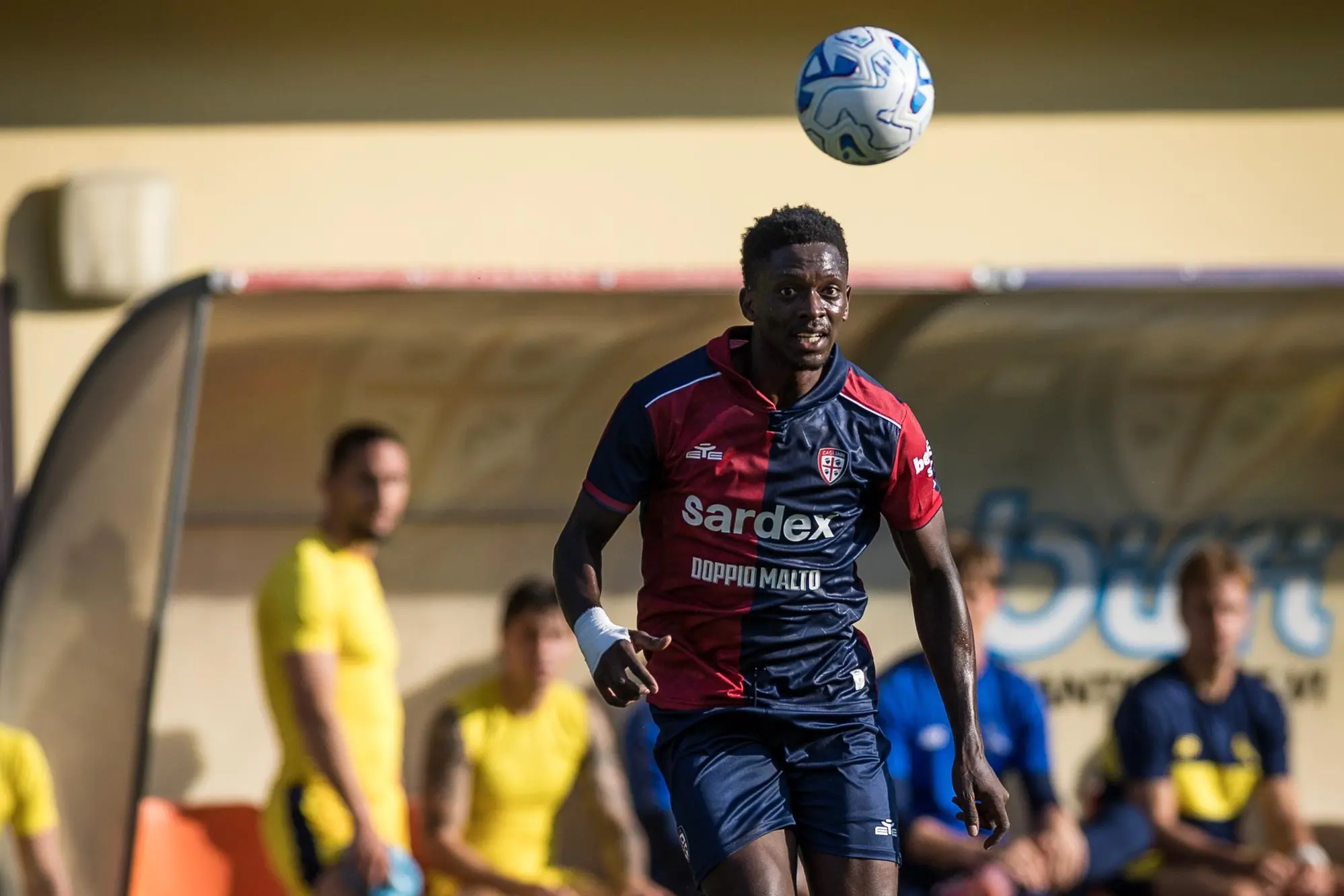 Kingstone Mutandwa in ritiro a Ponte di Legno col Cagliari (foto Valerio Spano)