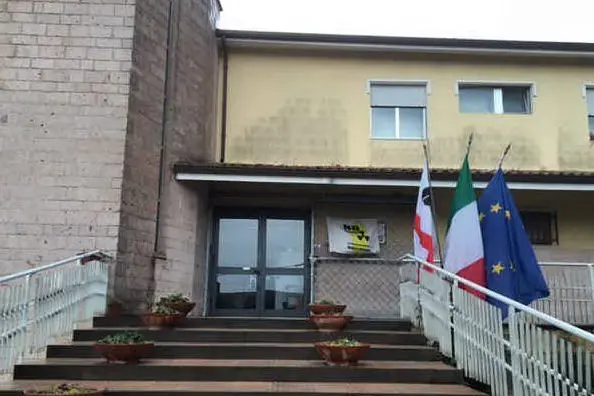 Il municipio di Paulilatino (foto Orbana)