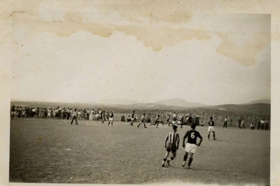 Una foto storica del calcio settimese