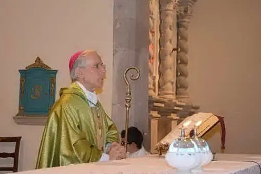 Monsignor Ignazio Sanna, arcivescovo di Oristano
