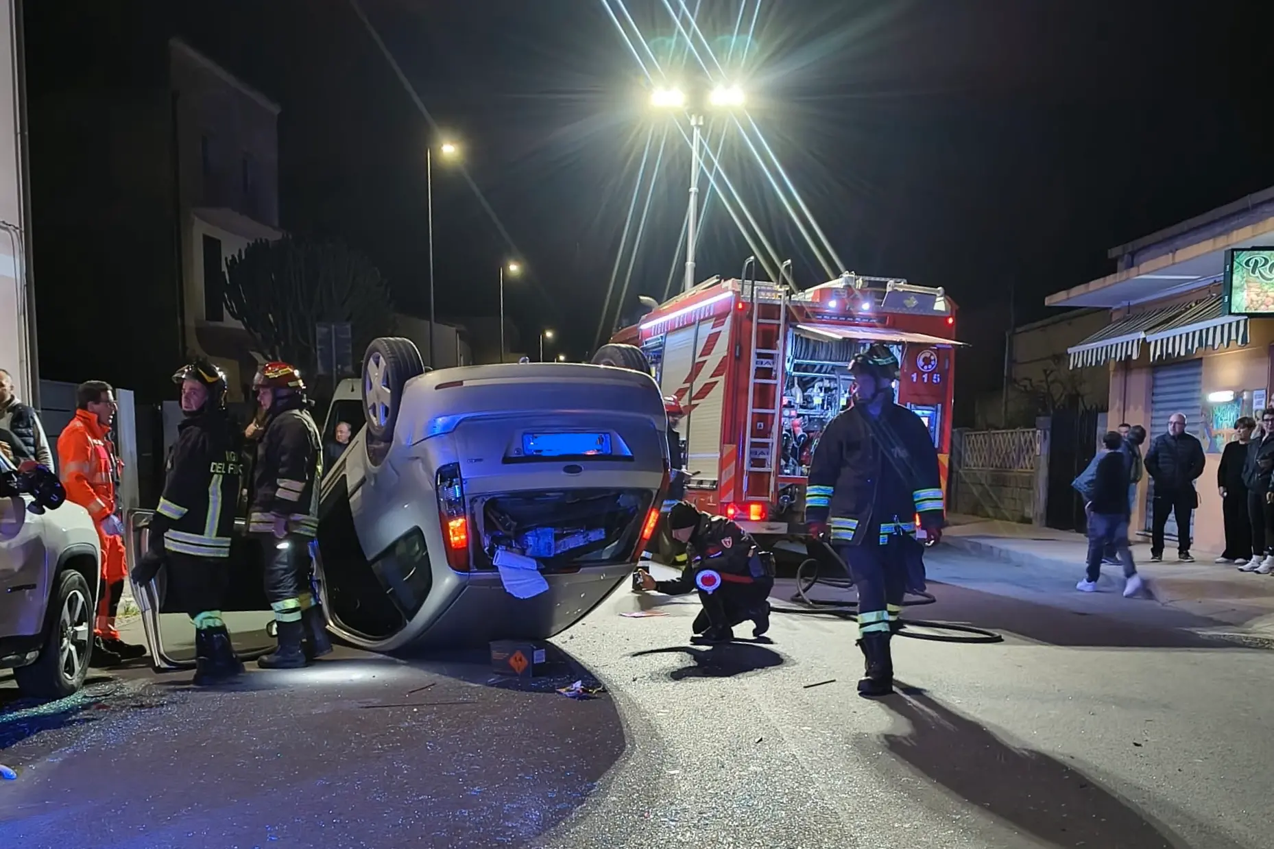L'incidente a San Giovanni Suergiu (foto Murru)