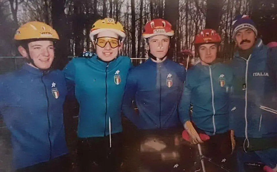 Dino Moi (a sinistra) ai Mondiali di ciclocross nel '91 (foto archivio A. Camboni)