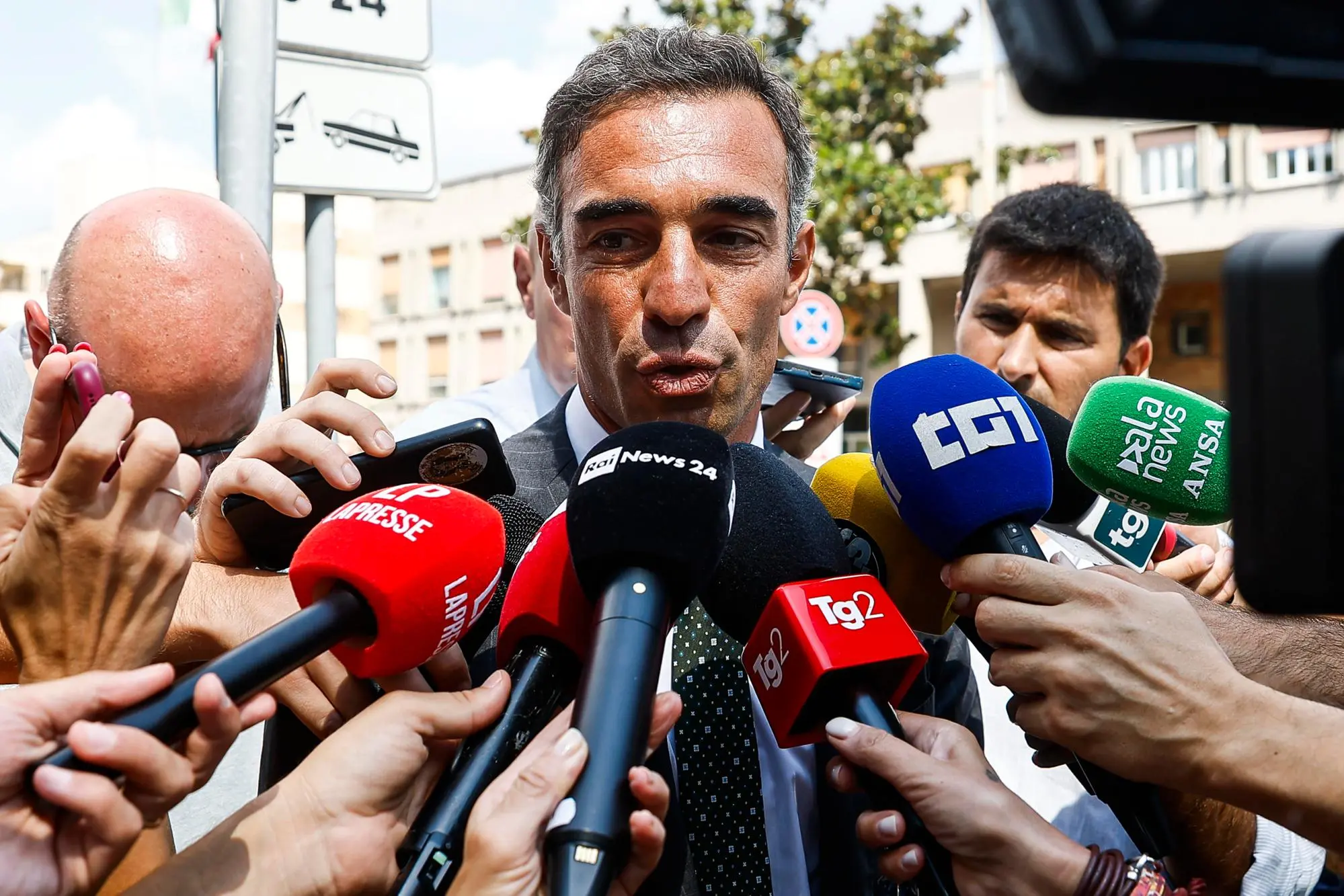 L'avvocato Arturo Cola (foto Ansa)