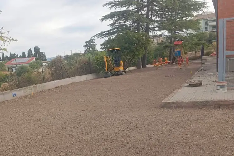 Una delle scuole interessate da interventi di riqualificazione ad Ozieri (foto concessa)