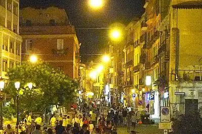 Il corso Vittorio Emanuele illuminato