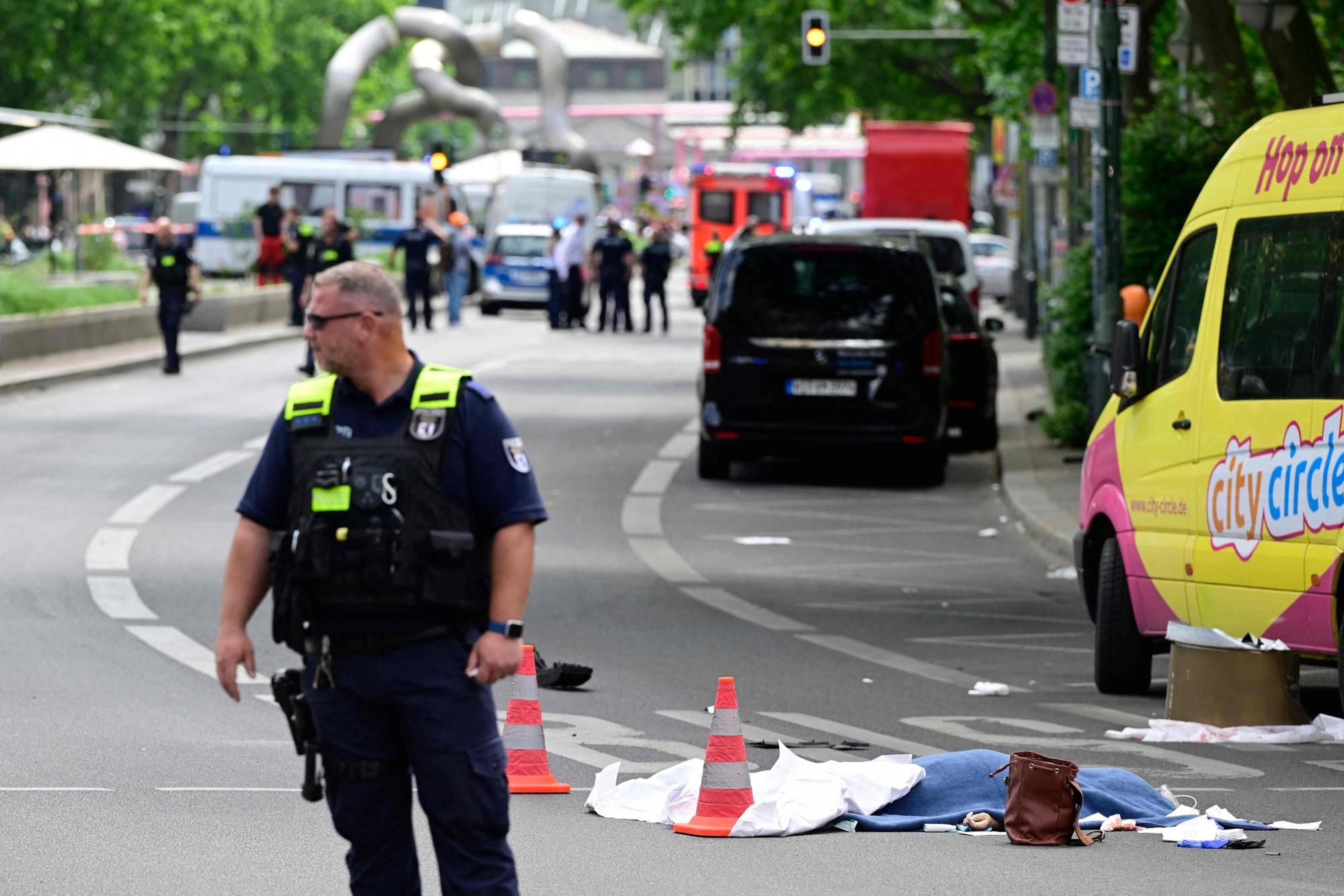 Auto sulla folla a Berlino, esclusa la matrice terroristica