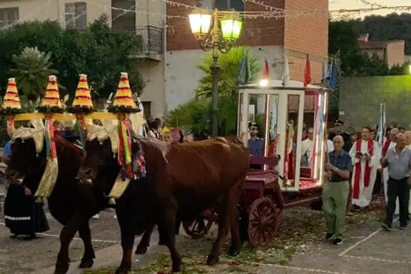 La processione dello scorso anno a Sarroch (foto Murgana)