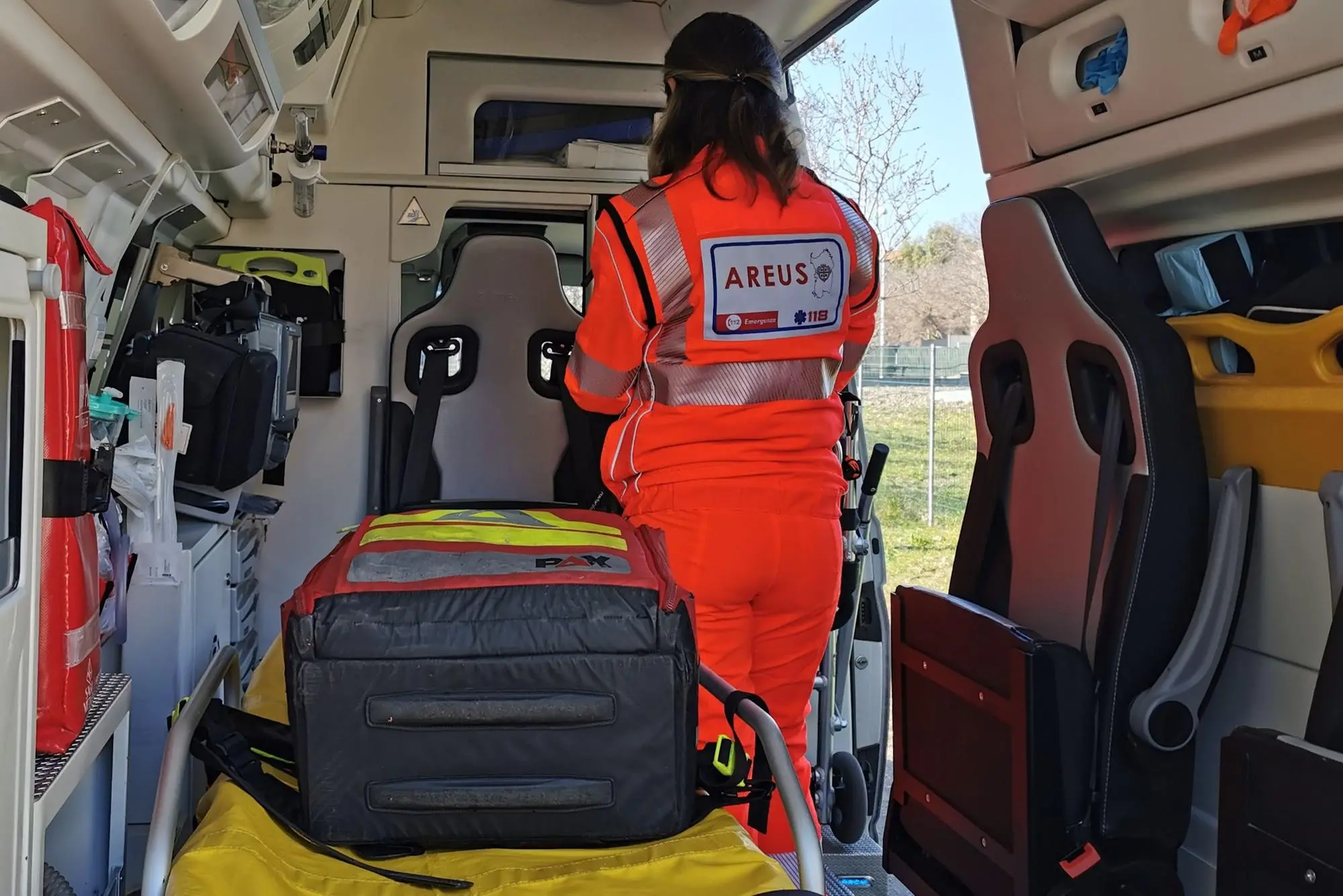 Un'ambulanza