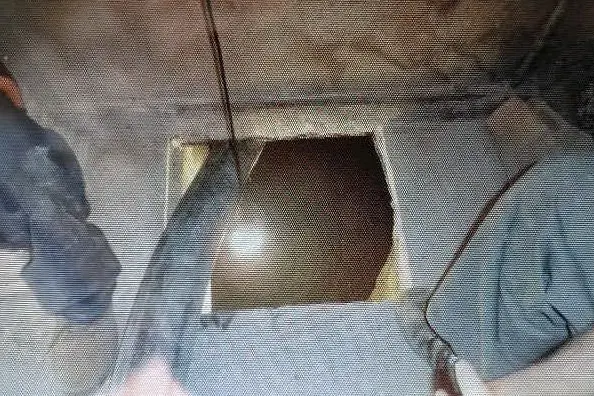 La grotta sotto il pavimento - foto F.Z.