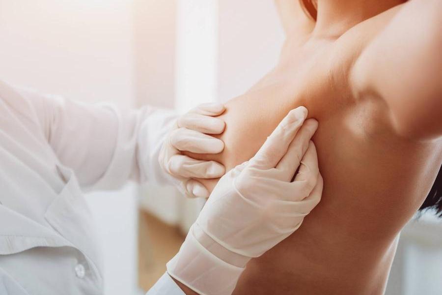 Tumore al seno, in Sardegna 1500 nuovi casi ogni anno