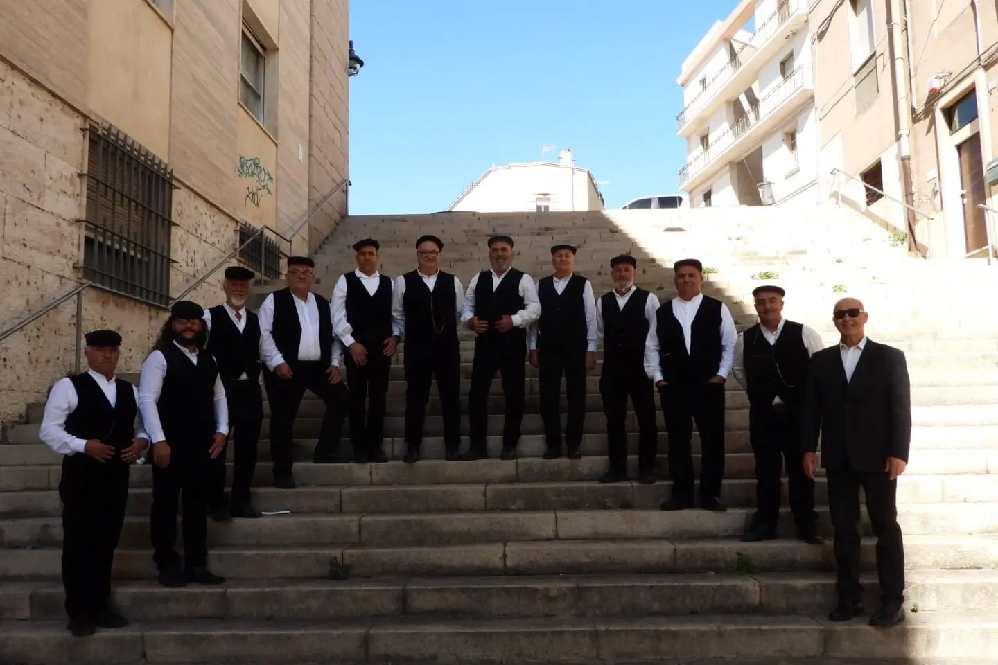 Il Coro Popolare Sestu durante un evento a Nuoro