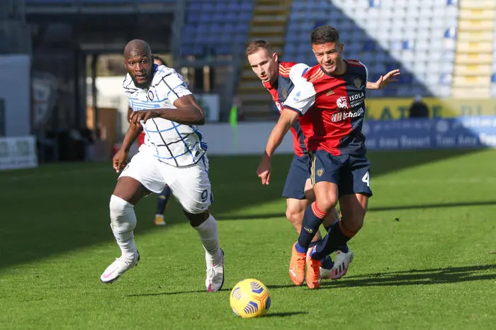 Cagliari-Inter dello scorso dicembre (Ansa)