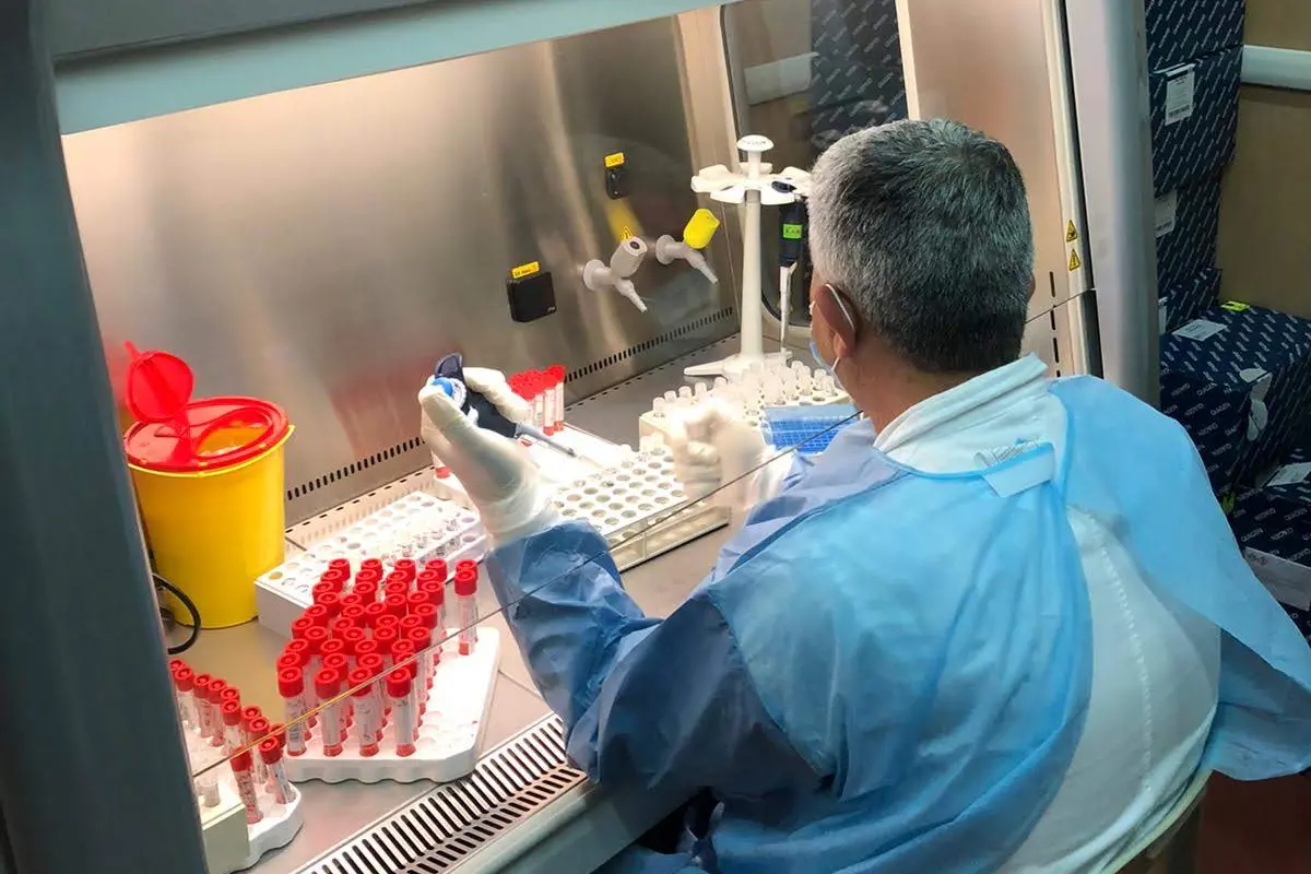 Il laboratorio dell'Aou di Sassari (foto ufficio stampa)