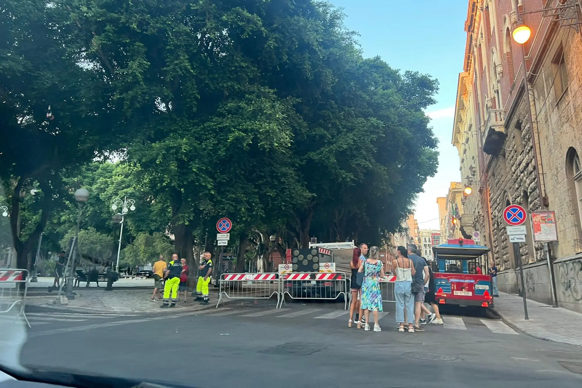Transenne in piazza del Carmine