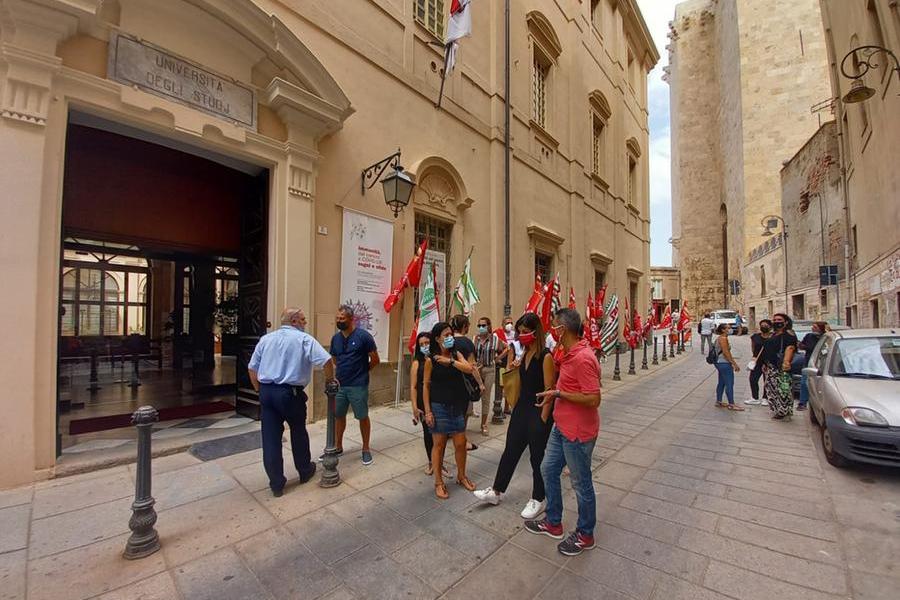 Portierato dell'Università di Cagliari, l'Ateneo: “Non ci saranno tagli al servizio”