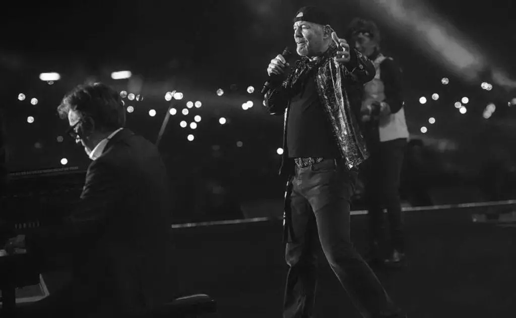 Vasco Rossi durante il tour del 2017