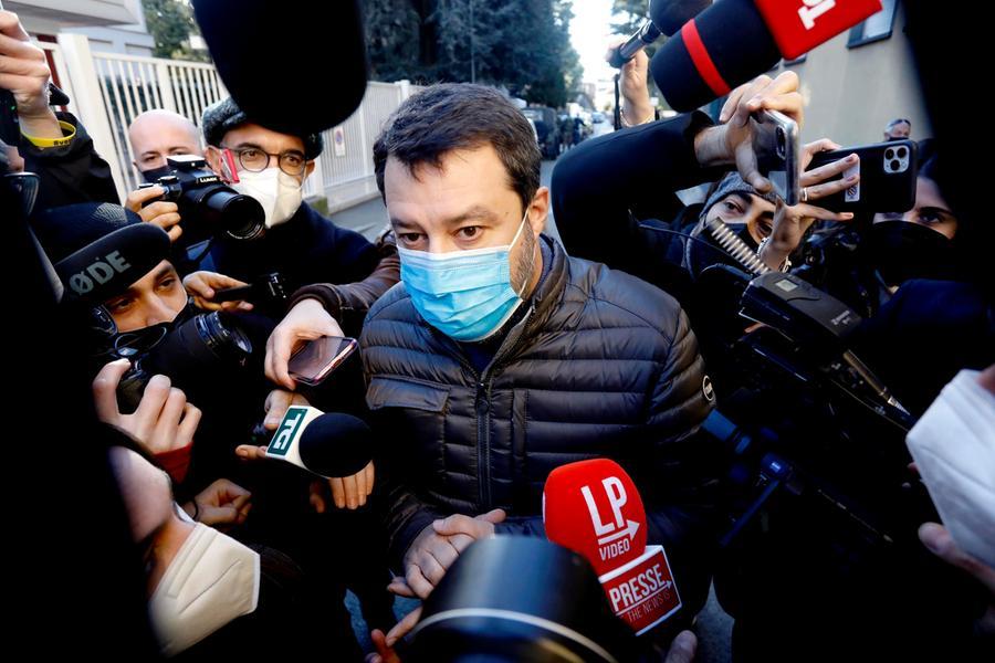 Salvini: “Il centrodestra si ricostruisce, nessun problema”. Dal Consiglio federale piena fiducia al segretario