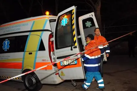 Ambulanza (foto Ansa)