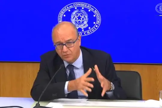 Valditara: Istituti tecnici e professionali cambieranno nome in licei