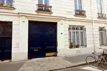 Emilio e Joyce Lussu esuli a Parigi, le immagini della casa in cui hanno vissuto