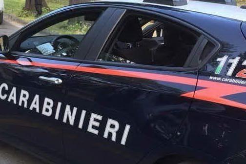 Prima i furti poi le violenze: carabinieri aggrediti da due ragazzi