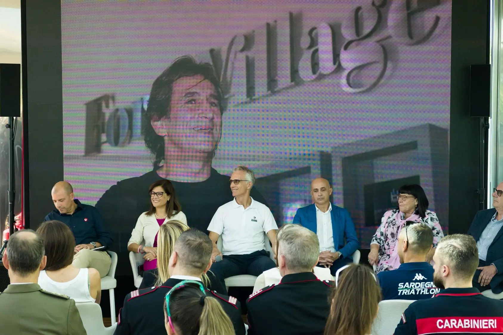 Un momento della presentazione (foto Dario Sequi)