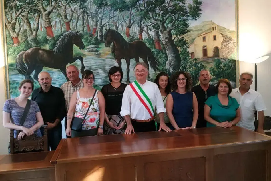 Il nuovo Consiglio comunale di Genoni (foto L'Unione Sarda - Pintori)