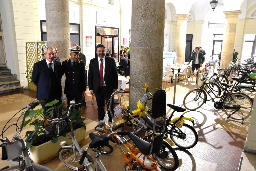 L'inaugurazione della mostra (foto concessa)
