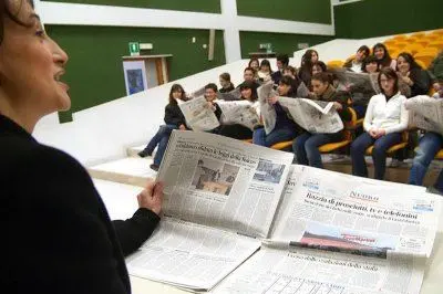 Una lezione sul quotidiano in classe