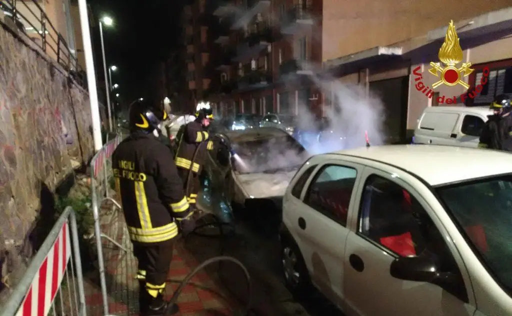 Sul posto i vigili del fuoco