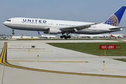 Un volo della United Airlines (Ansa)