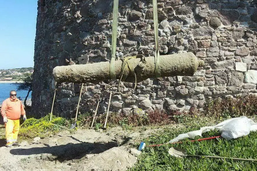 L'antico cannone spagnolo recuperato a Portoscuso