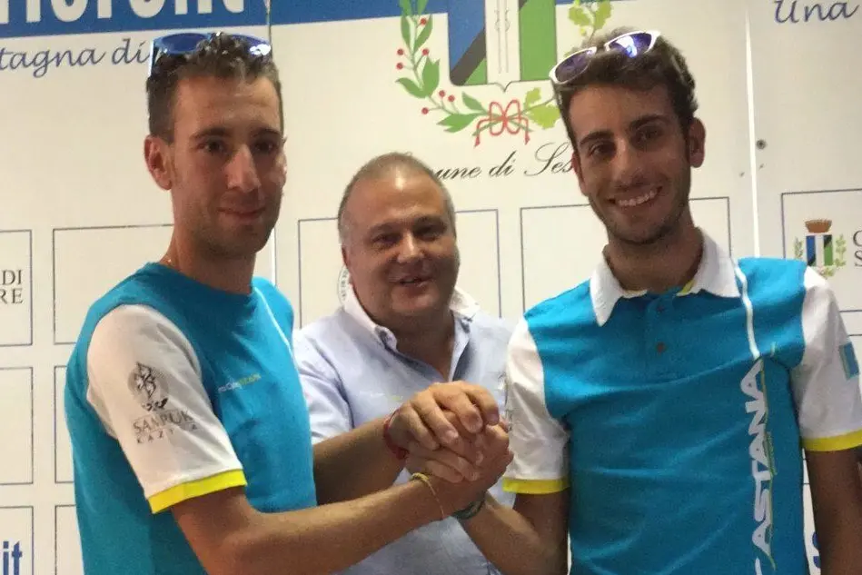 Nibali e Aru con il preparatore Slongo