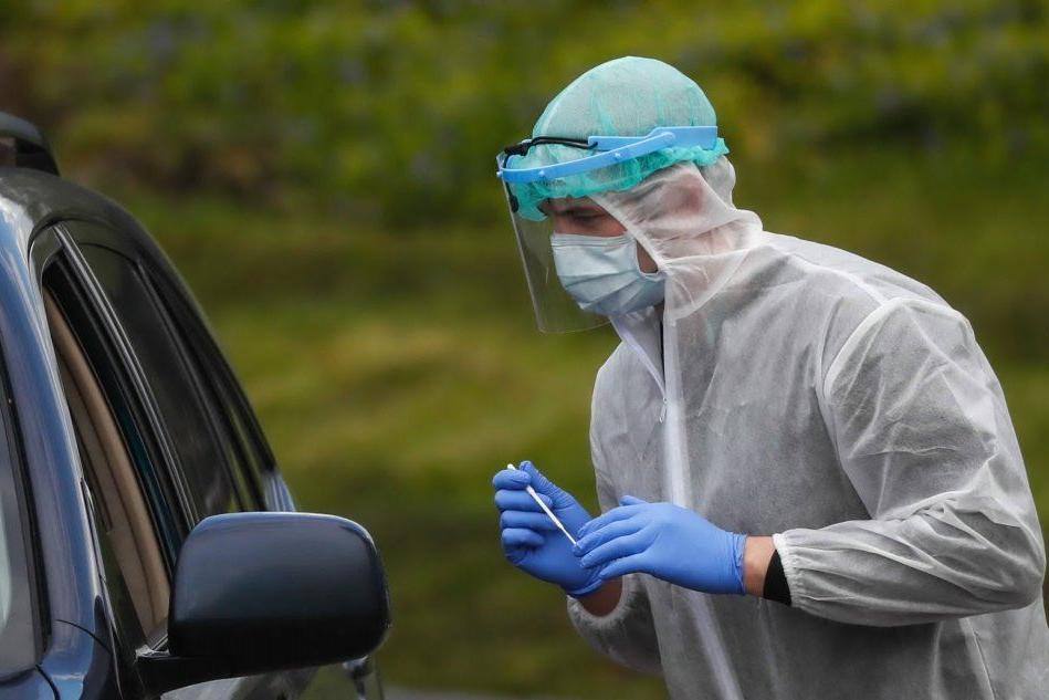 I nuovi contagi sono &quot;solo&quot; 300, 92 i morti: il virus in Italia nelle ultime 24 ore