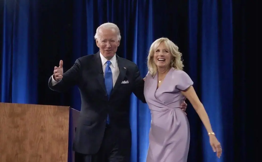 Joe Biden con la moglie Jill (Ansa)