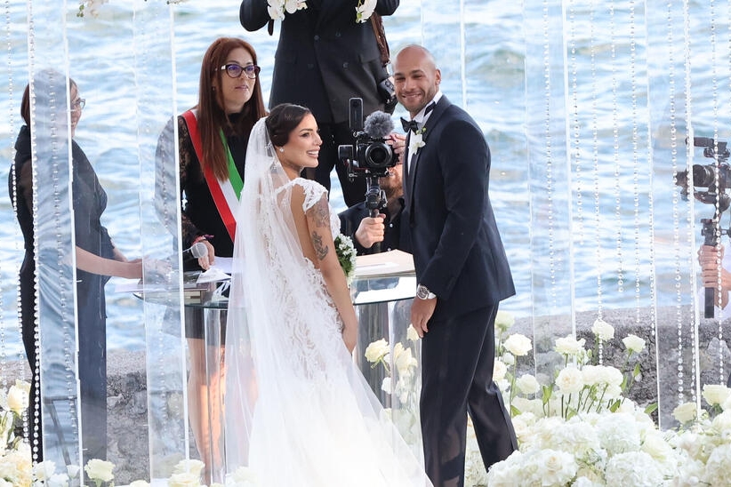 Un momento della celebrazione di nozze tra il velocista italiano Marcell Jacobs e la modella Nicole Daza a Gardone Riviera, 17 settembre 2022. ANSA/FILIPPO VENEZIA