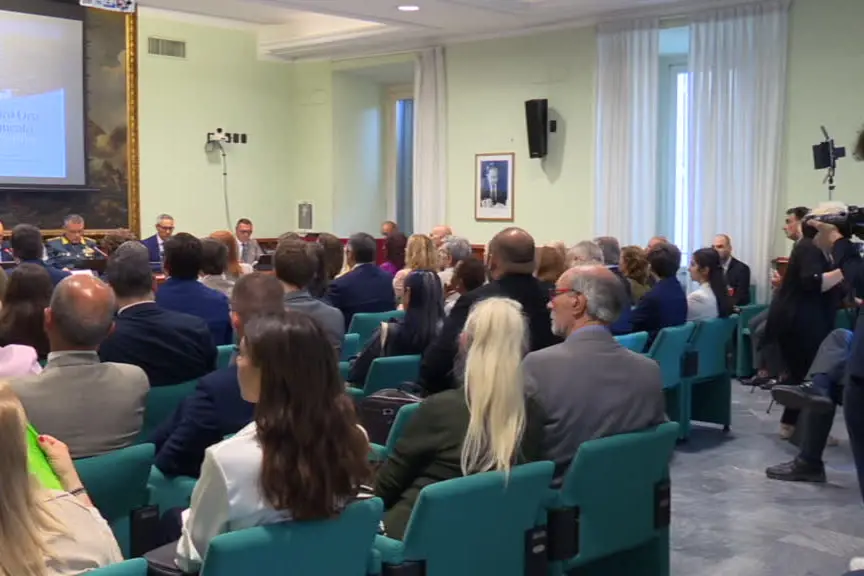 Mercato dell'oro, confronto su controlli e innovazione