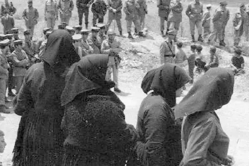 The symbolic revolt of Pratobello, in Orgosolo, in June 1969 (L'Unione Sarda Archive)